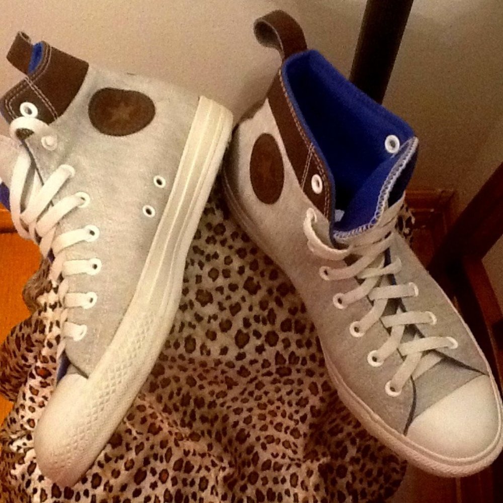 EUC CTAS Classic Chuck Taylor Converse Hi-SWEATSHIRT (9M/11W) Converse ☆ - Picture 3 of 10